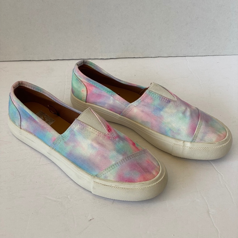 DV Dolce Vita Summa Water Color Slip on Sneaker Sz 7.5